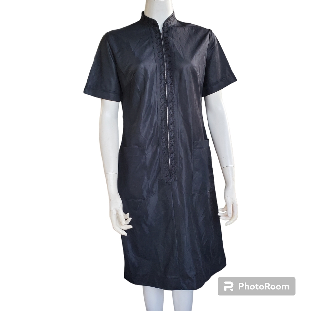 Vintage Paragon Dress Semi-Sheer 2Large Front Pockets Embroidered Leaf Collar